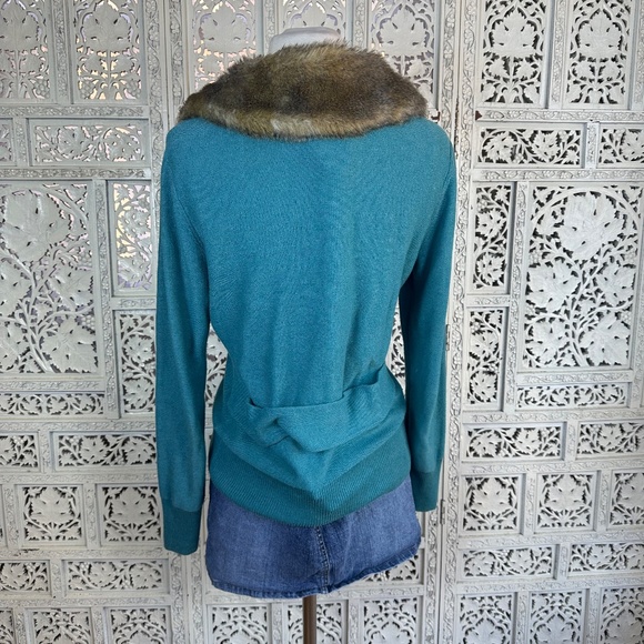 cAbi Blue Teal Faux Fur Collar Button Up Long Sleeve Coquette Twee Cardigan Sz S - Picture 7 of 9
